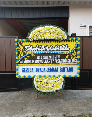 Papan Bunga Duka di Poris Plawad Indah